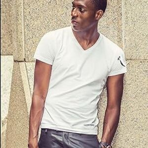 NWOT True Religion 100% Cotton White Silver Logo Men's T-Shirt L